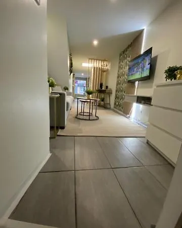 Centre Historique Proche Et Chateau Daire