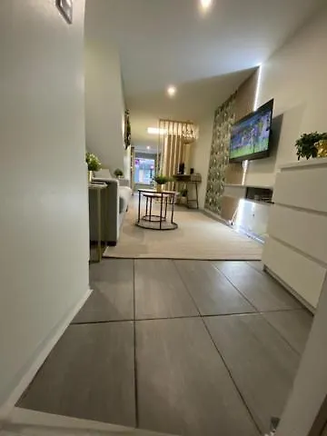 Centre Historique Proche Et Chateau Apartment